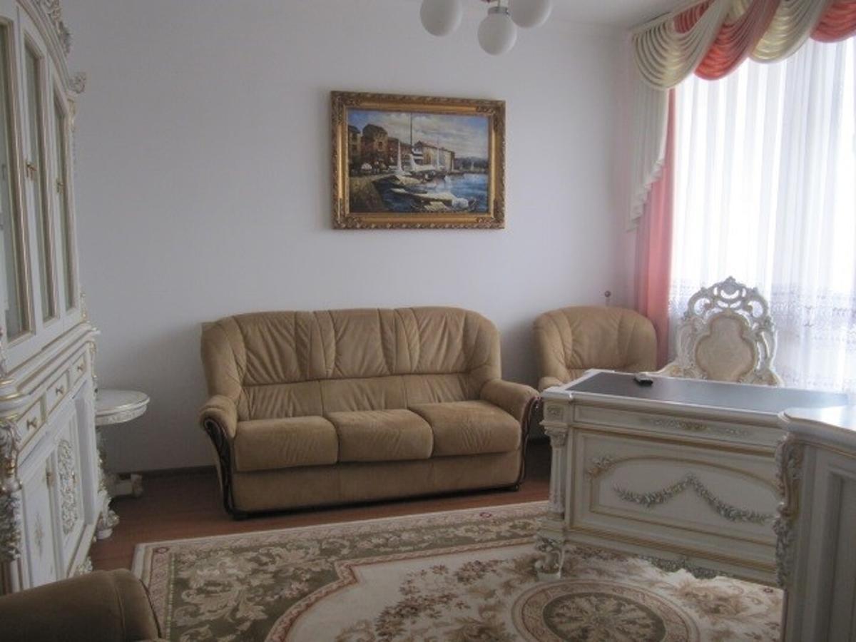 فندق ياريمتشيفي  Karpaty المظهر الخارجي الصورة